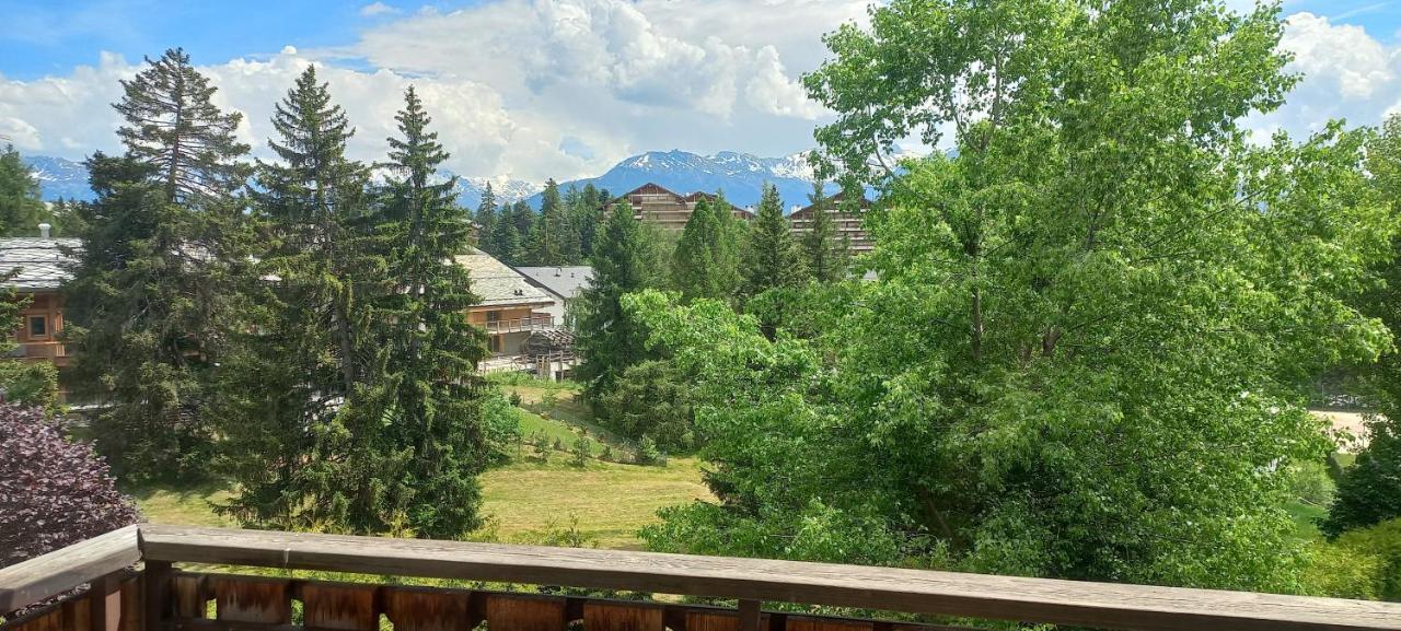 Apartment 24 Hotel Etrier Pool & Spa Crans-Montana Esterno foto
