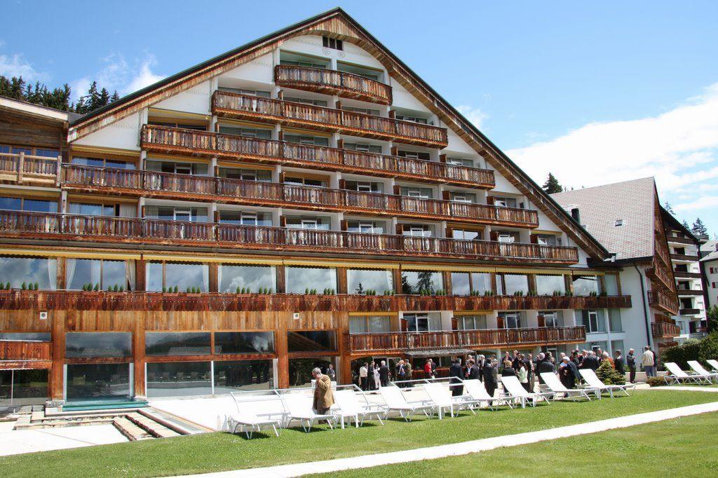 Apartment 24 Hotel Etrier Pool & Spa Crans-Montana Esterno foto