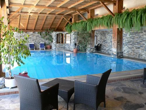 Apartment 24 Hotel Etrier Pool & Spa Crans-Montana Esterno foto
